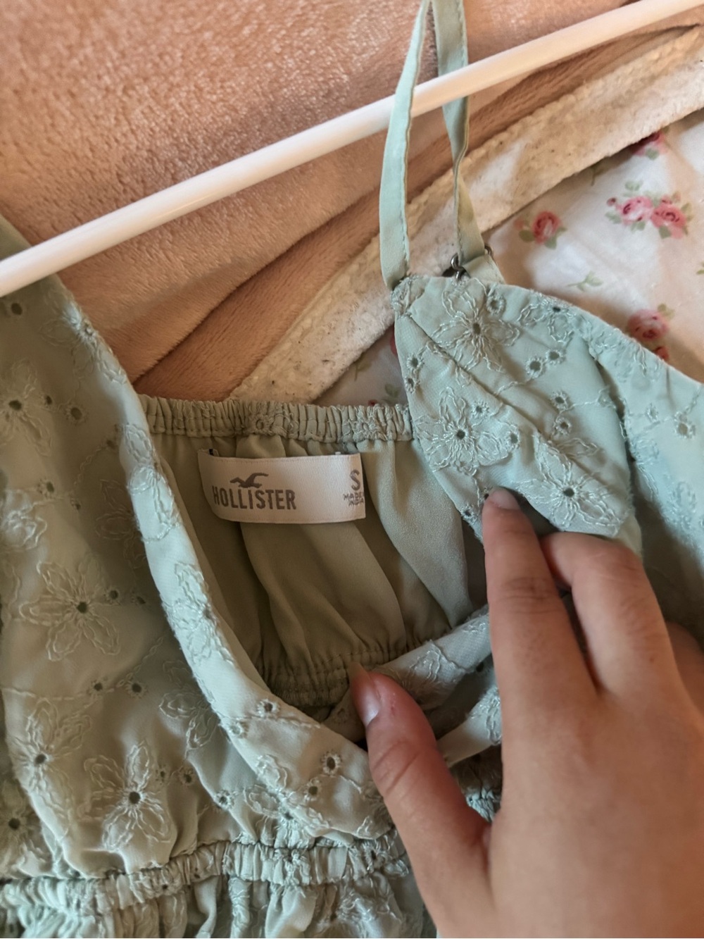 Hollister Mint Green Eyelet Ruffled Tank - Picture 3 of 3